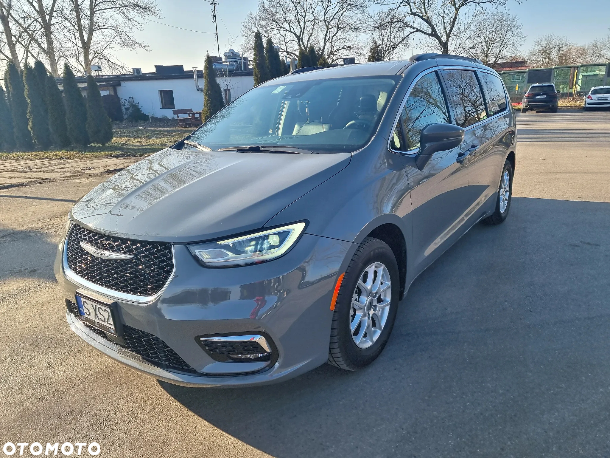 Chrysler Pacifica - 5
