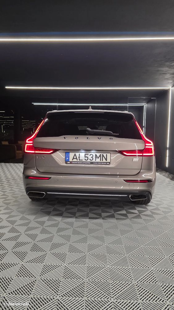 Volvo V60 2.0 T6 AWD TE Inscription Expression - 12