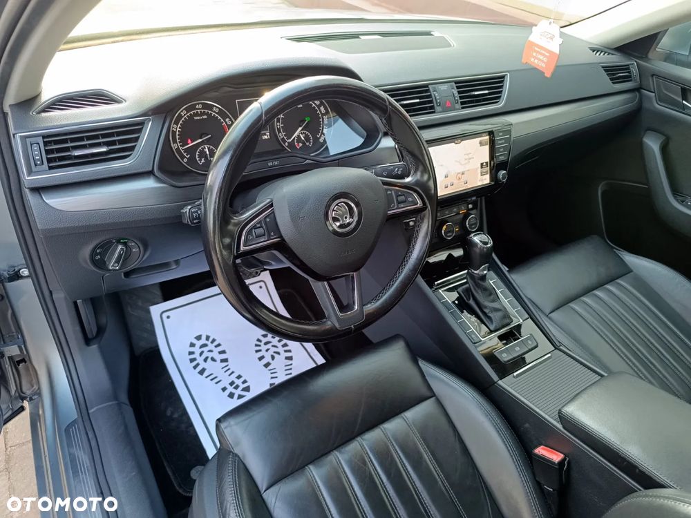 Skoda Superb 1.4 TSI ACT DSG Ambition - 25