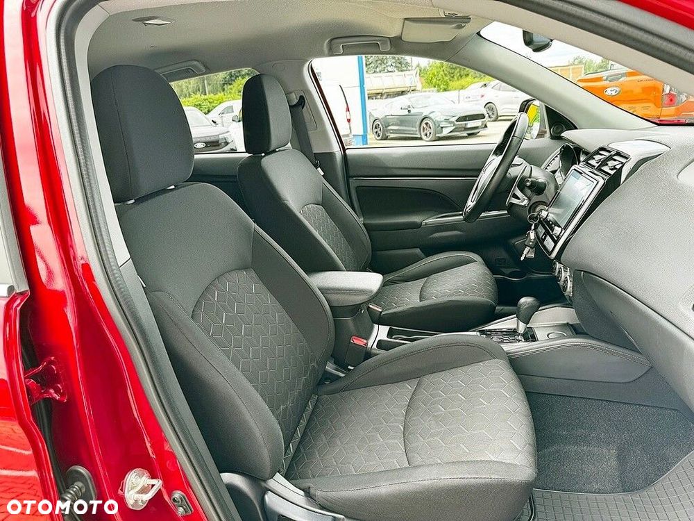 Mitsubishi ASX - 11