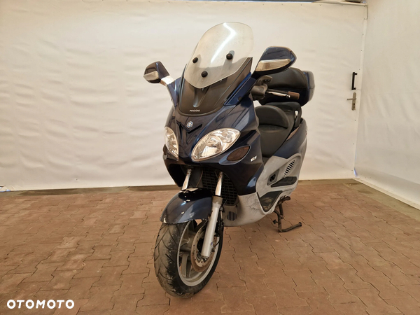 Piaggio X9
