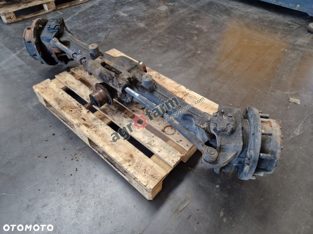 Przedni most Massey Ferguson 6180 AG 125 - 4