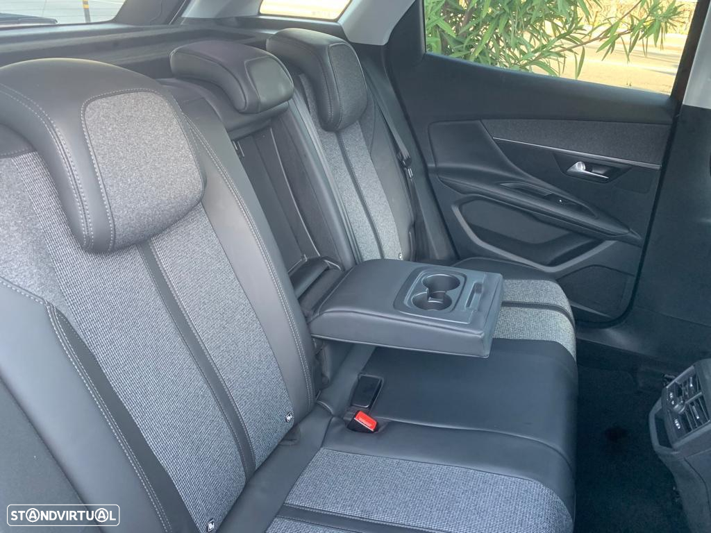 Peugeot 3008 1.6 BlueHDi Allure Grip Control EAT6 - 21