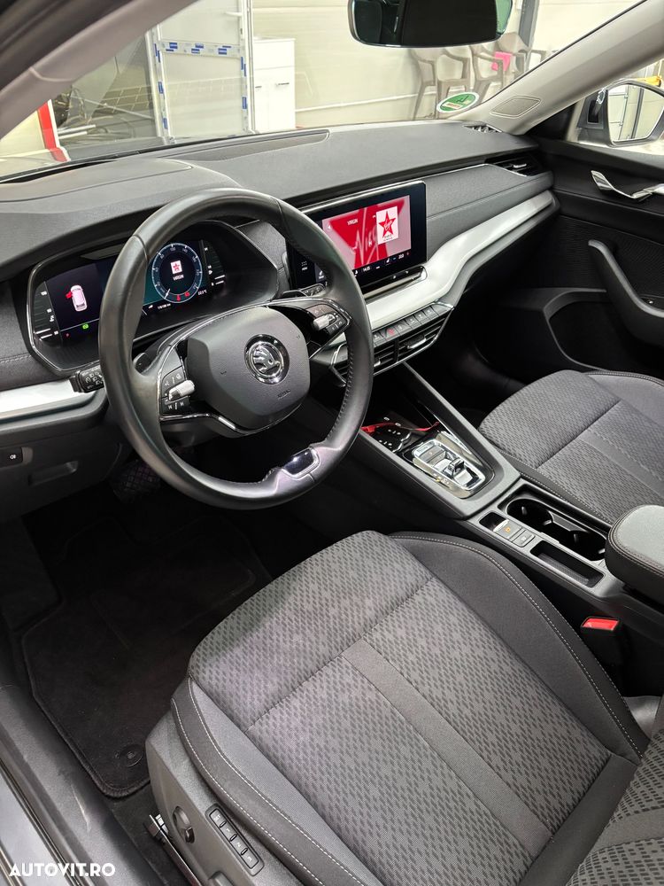 Skoda Octavia 2.0 TDI DSG Ambition - 4