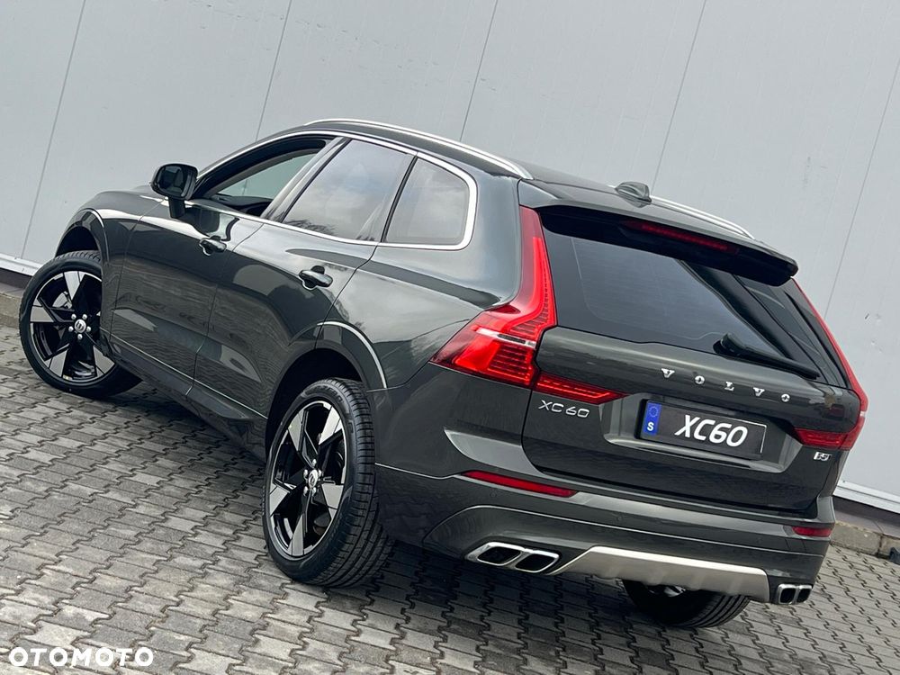 Volvo XC 60 B5 D AWD Geartronic Momentum Pro - 11