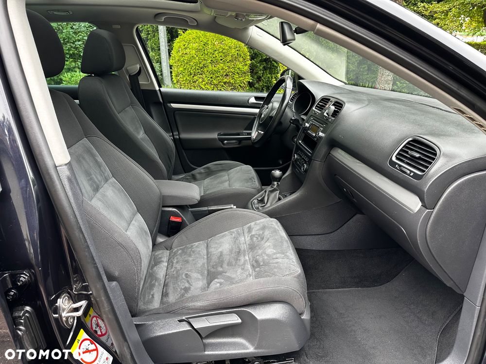 Volkswagen Golf - 12