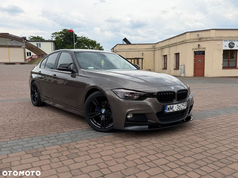 BMW Seria 3 318d Blue Performance Sport Line - 9