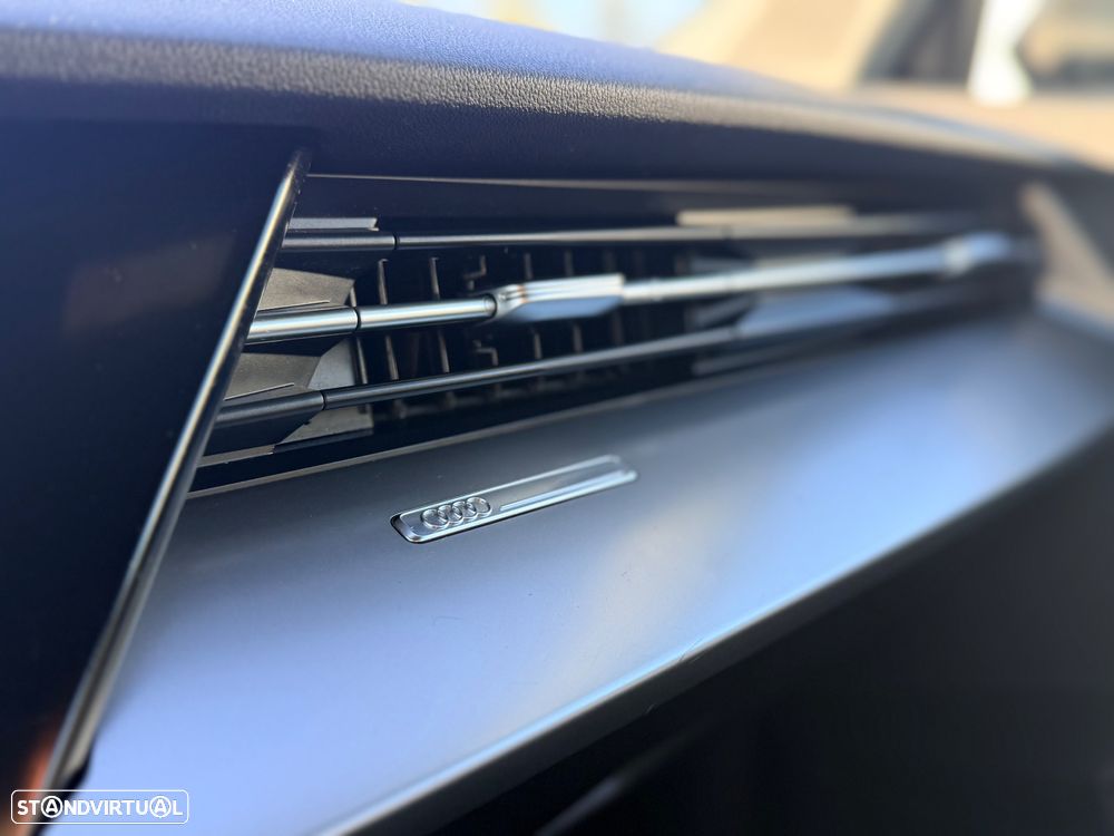 Audi A3 Sportback 30 TDI S line S tronic - 36