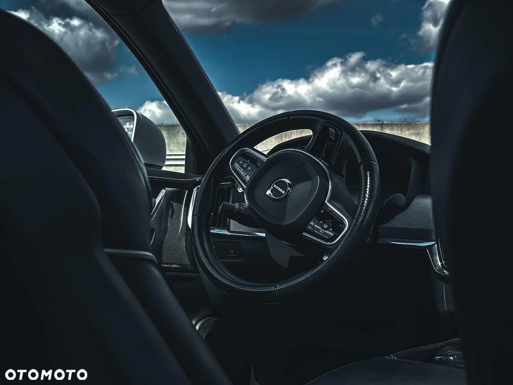 Volvo S90 D5 AWD R-Design - 25