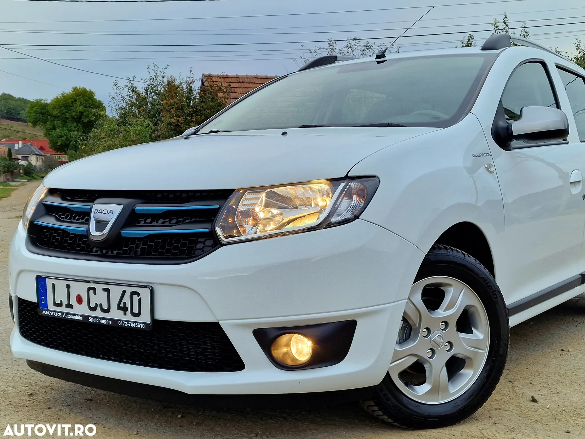 Dacia Logan MCV TCe 90 Celebration - 11