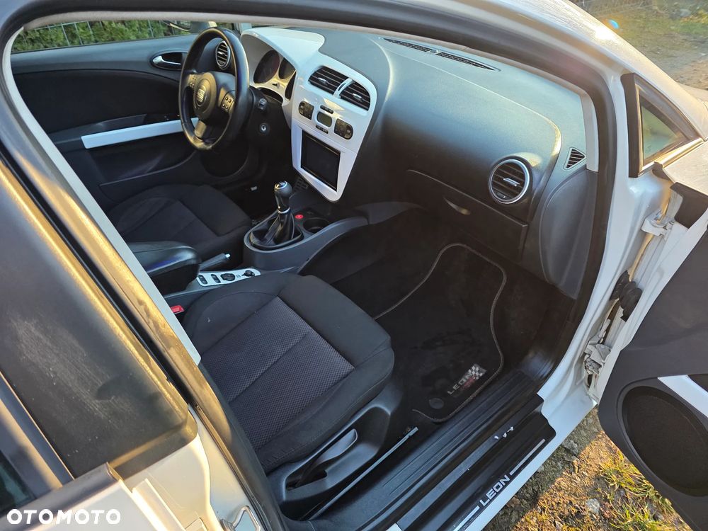 Seat Leon 1.8 TSI Sport - 16