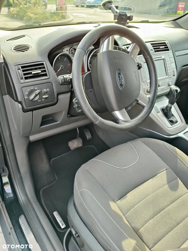 Ford Kuga 2.0 TDCi 4WD Titanium - 12