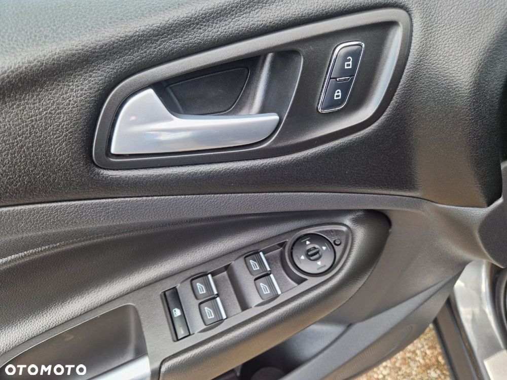 Ford Kuga 2.0 TDCi 4WD Titanium - 9