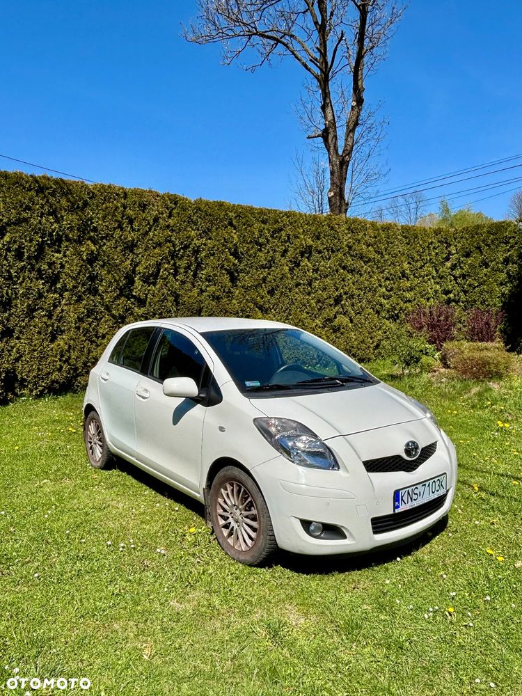 Toyota Yaris - 2