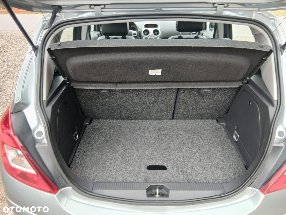 Opel Corsa 1.2 16V Enjoy - 39