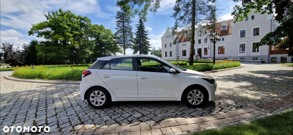 Hyundai i20 - 3
