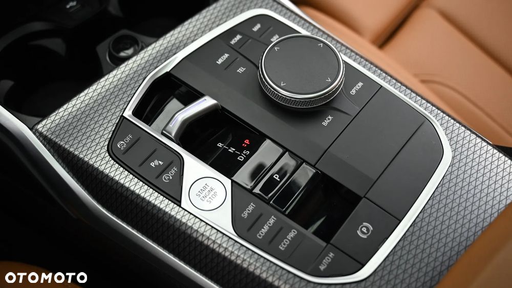 BMW Seria 3 320i Edition M Sport Shadow - 10