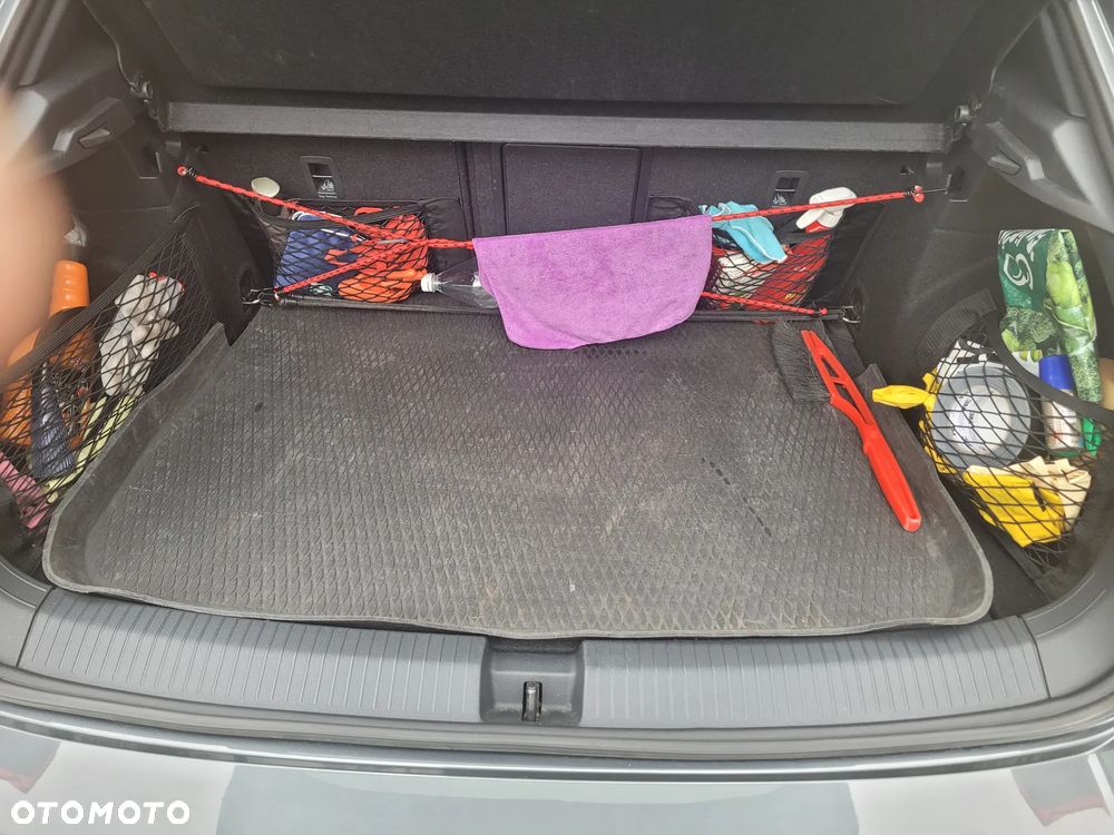 Volkswagen T-Roc - 25