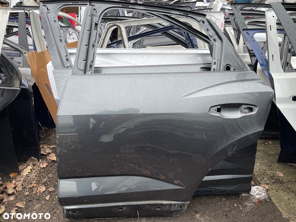 DRZWI TYŁ LEWE AUDI Q3 II 83A 83F SPORTBACK - 1
