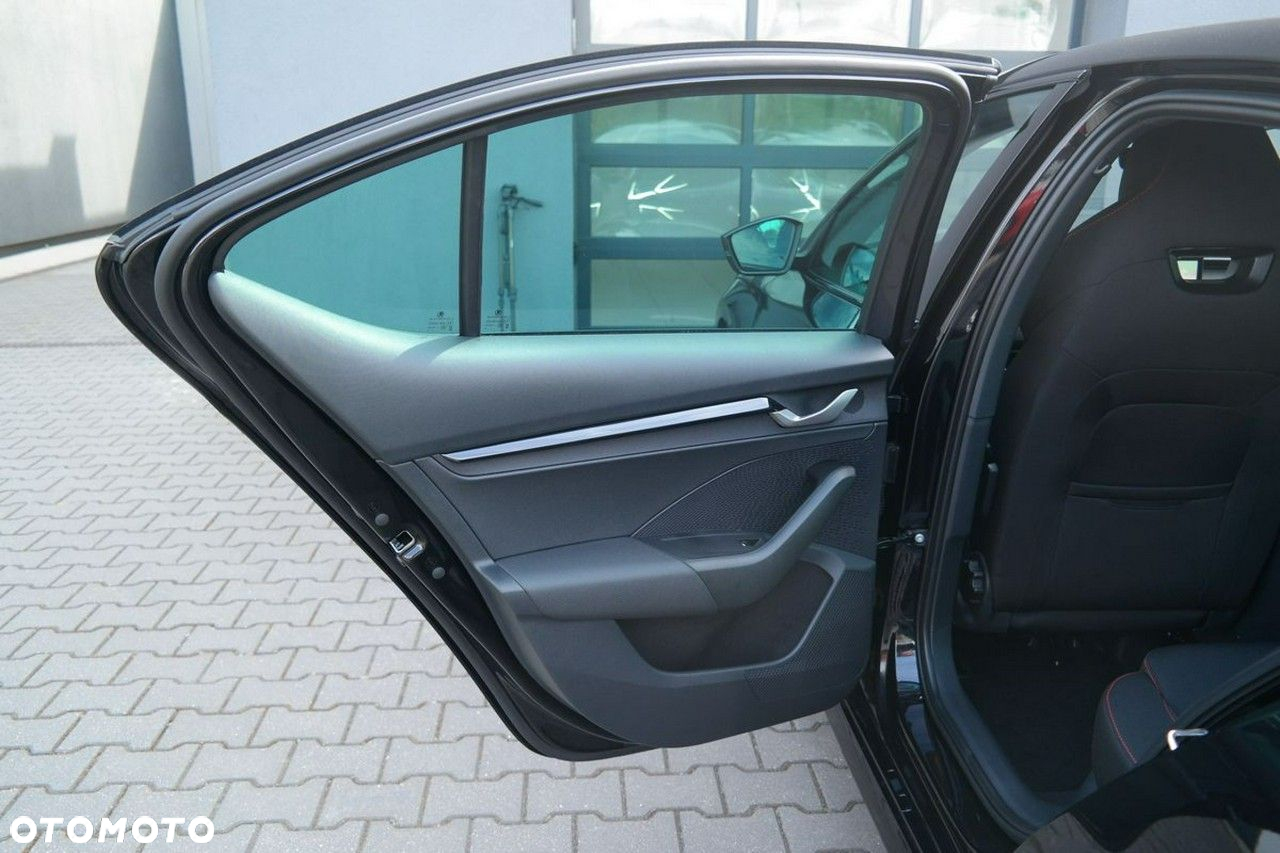 Skoda Octavia - 25