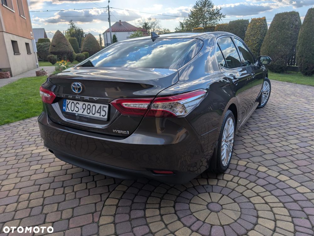 Toyota Camry 2.5 Hybrid Executive CVT - 9