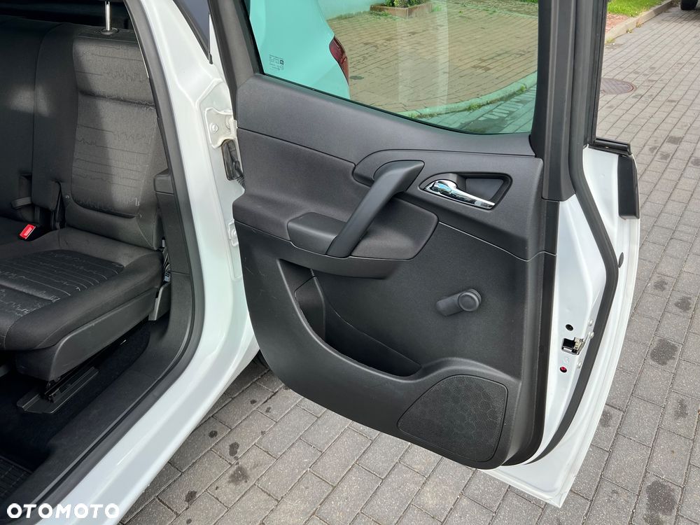 Opel Meriva - 14