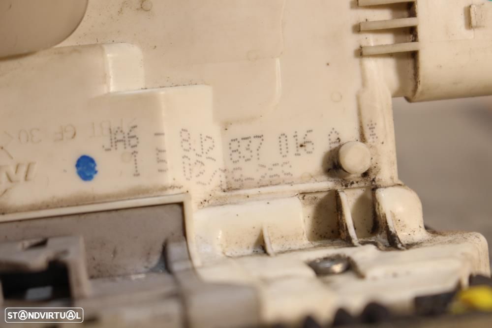 Fecho Da Porta Frente Direita Audi A5 (8T3)  8J2837016a / 8J2 837 016 - 6