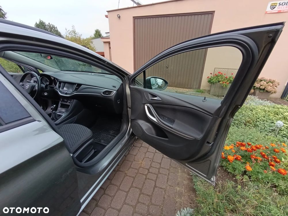 Opel Astra V 1.0 T Enjoy S&S - 24