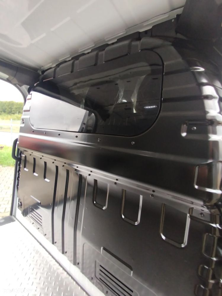 Maxus Delivery 7 - 16