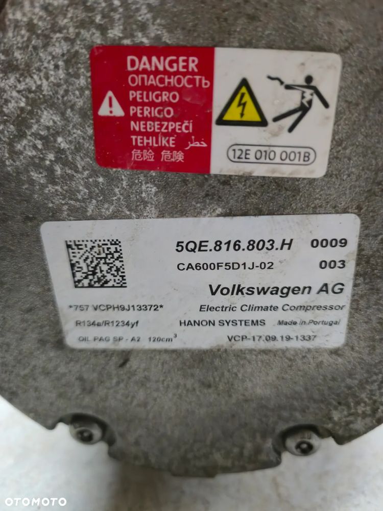 AUDI A3 8V KOMPRESOR SPRĘŻARKA KLIMATYZACJI 8QE816803H - 4