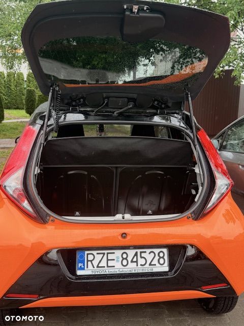 Toyota Aygo 1.0 VVT-i JBL Edition - 14