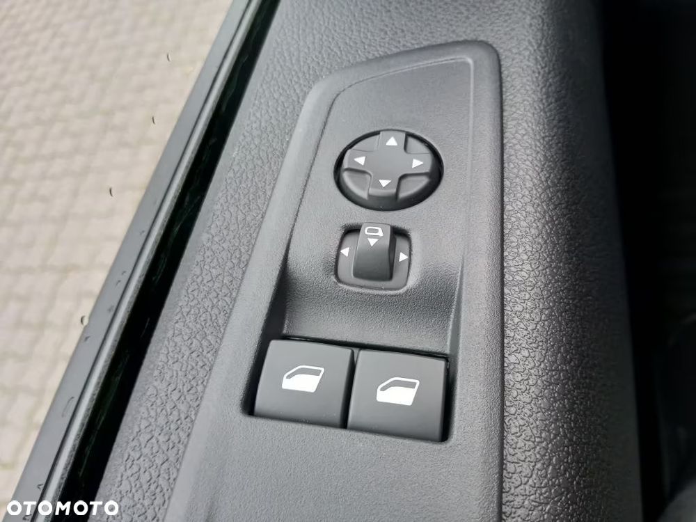 Opel Vivaro 2.2 CDTI M 2,8t - 5