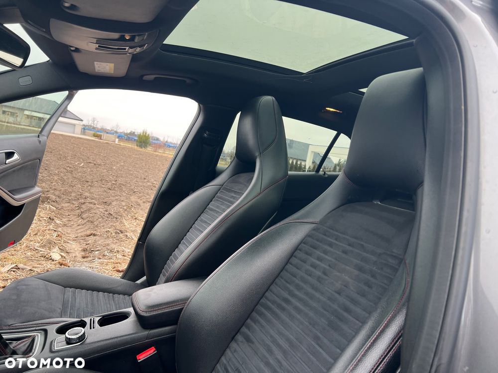 Mercedes-Benz GLA - 19