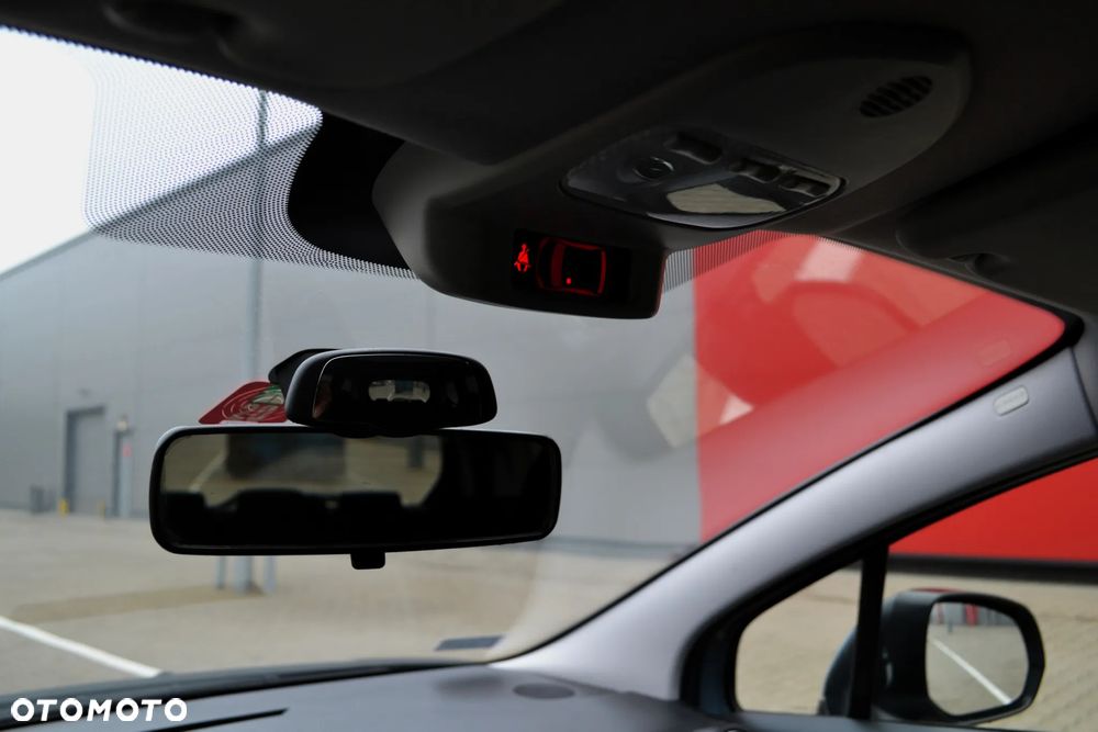 Peugeot 5008 120 VTi Tendance - 26