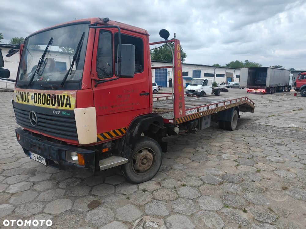 Mercedes-Benz 817 - 1