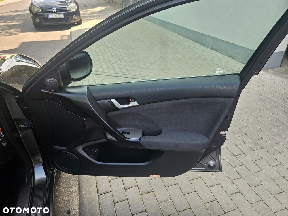 Honda Accord 2.0 Elegance Advantage - 18