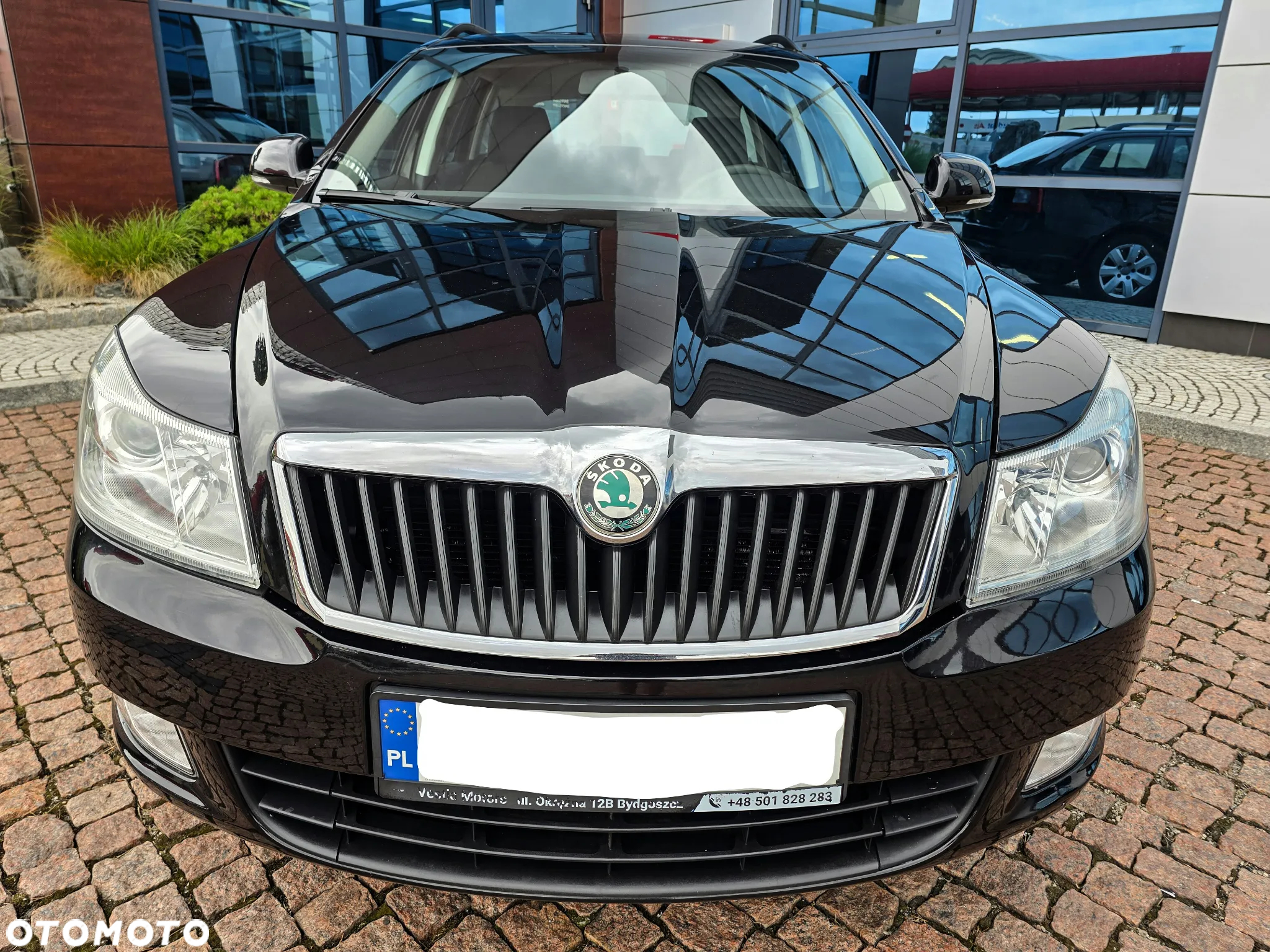 Skoda Octavia 1.8 TSI Ambiente - 2