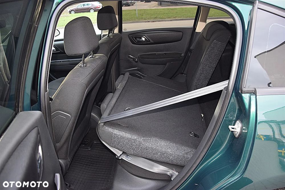 Citroën C4 1.4 16V Advance - 18