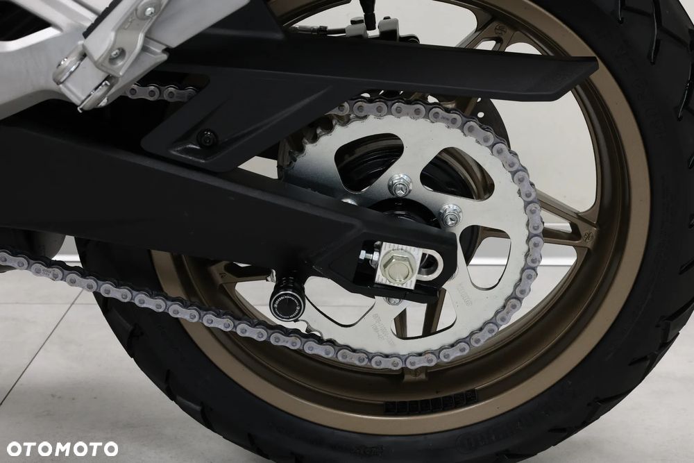 CFMoto 700MT - 40