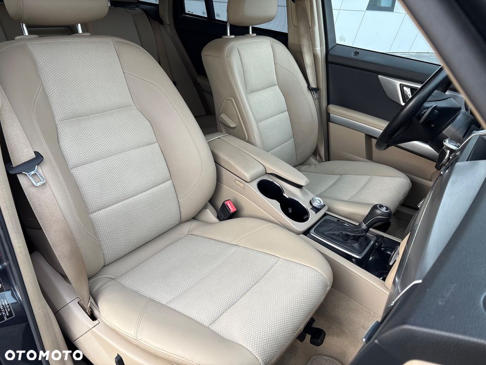 Mercedes-Benz GLK 220 CDI DPF 4Matic BlueEFFICIENCY 7G-TRONIC - 24