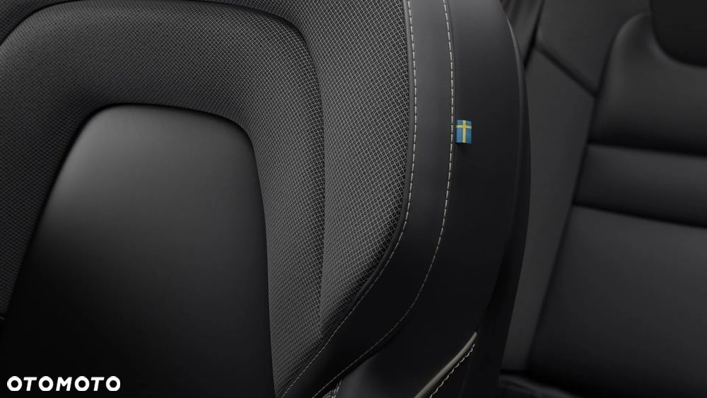 Volvo V60 B4 B Plus Dark - 11