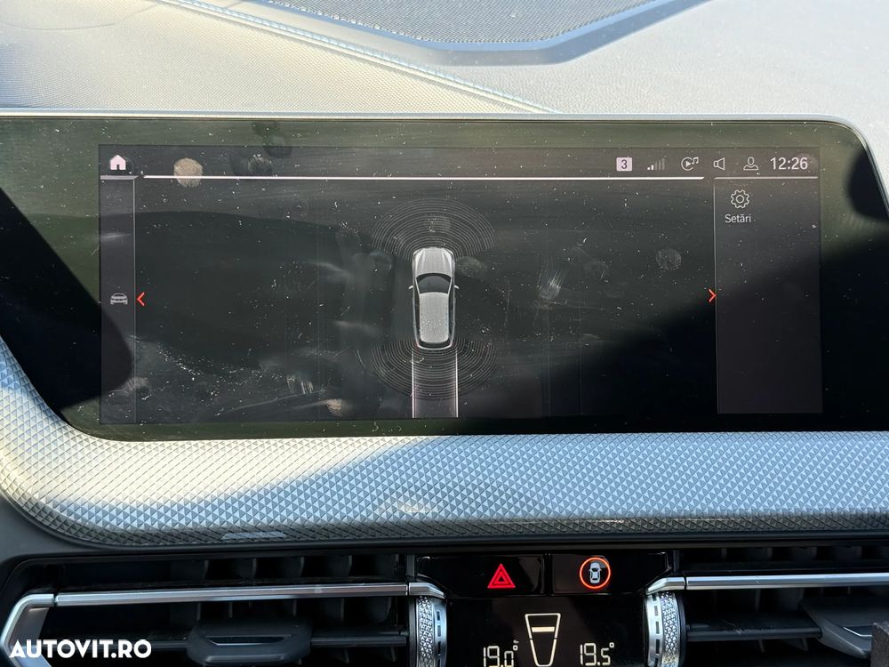 BMW Seria 1 118i Aut. M Sport - 25