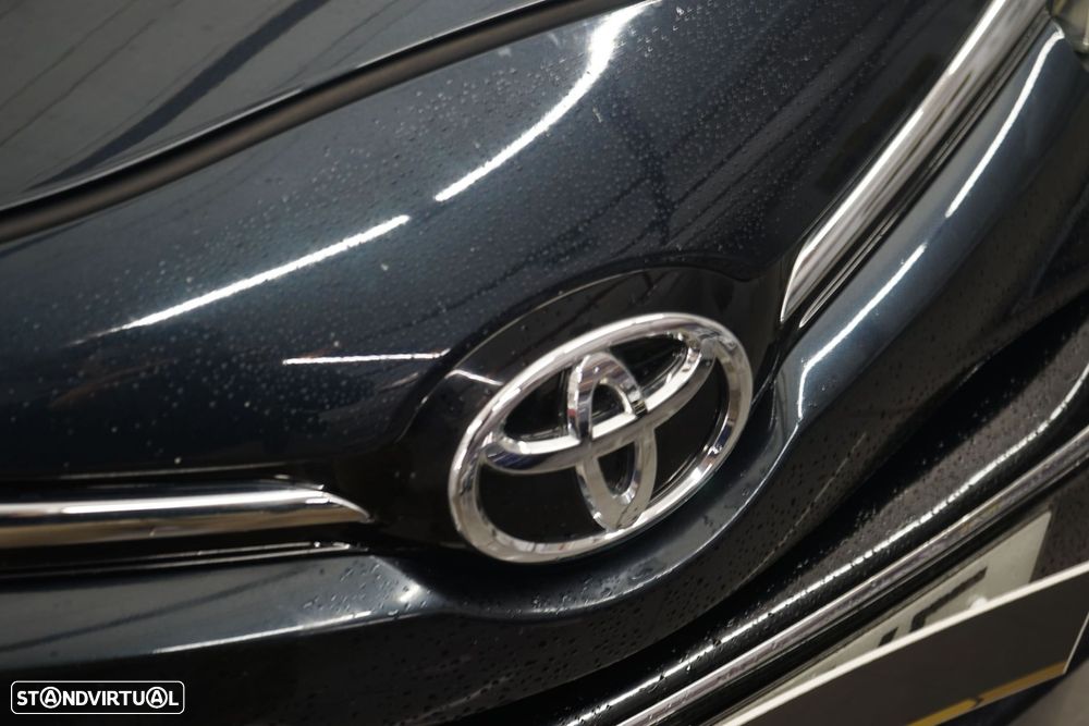 Toyota Avensis Touring Sports 2.0 D-4D Exclusive - 8