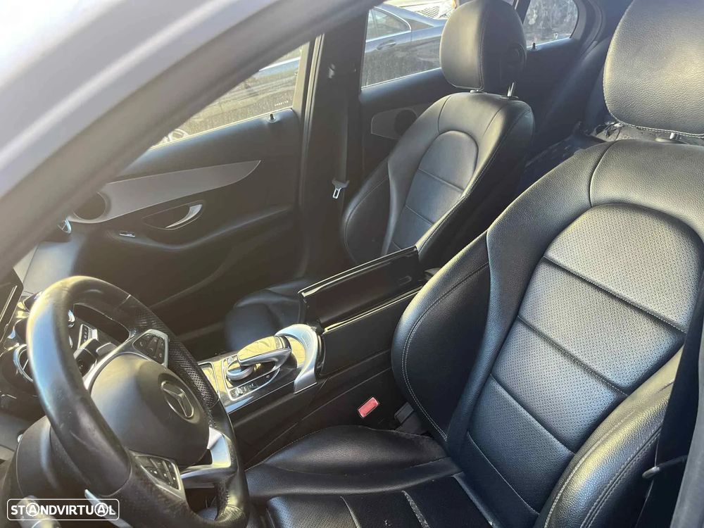 Mercedes Benz C200 d AMG W205 (Para Peças) - 6