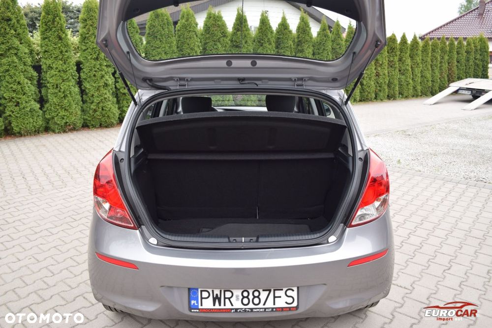Hyundai i20 1.25 Comfort - 26