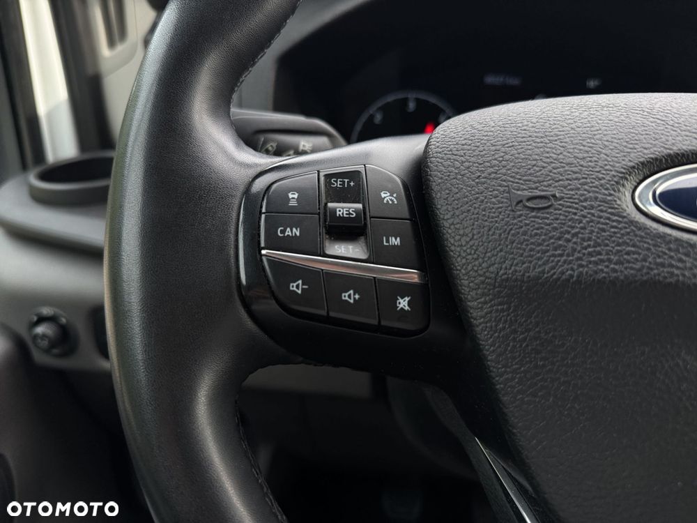 Ford Transit - 18