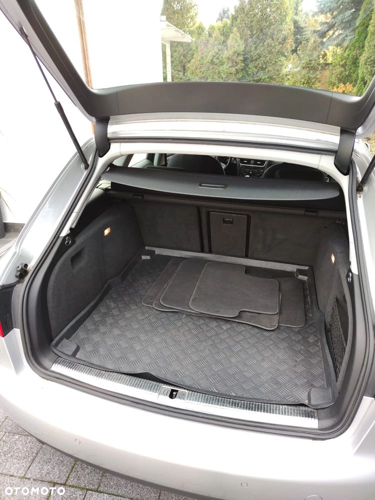 Audi A4 Avant 2.0 TDI - 26