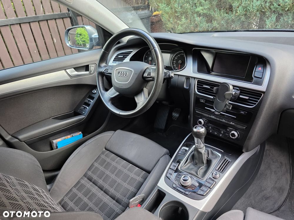 Audi A4 Avant 2.0 TFSI S line Sportpaket - 9