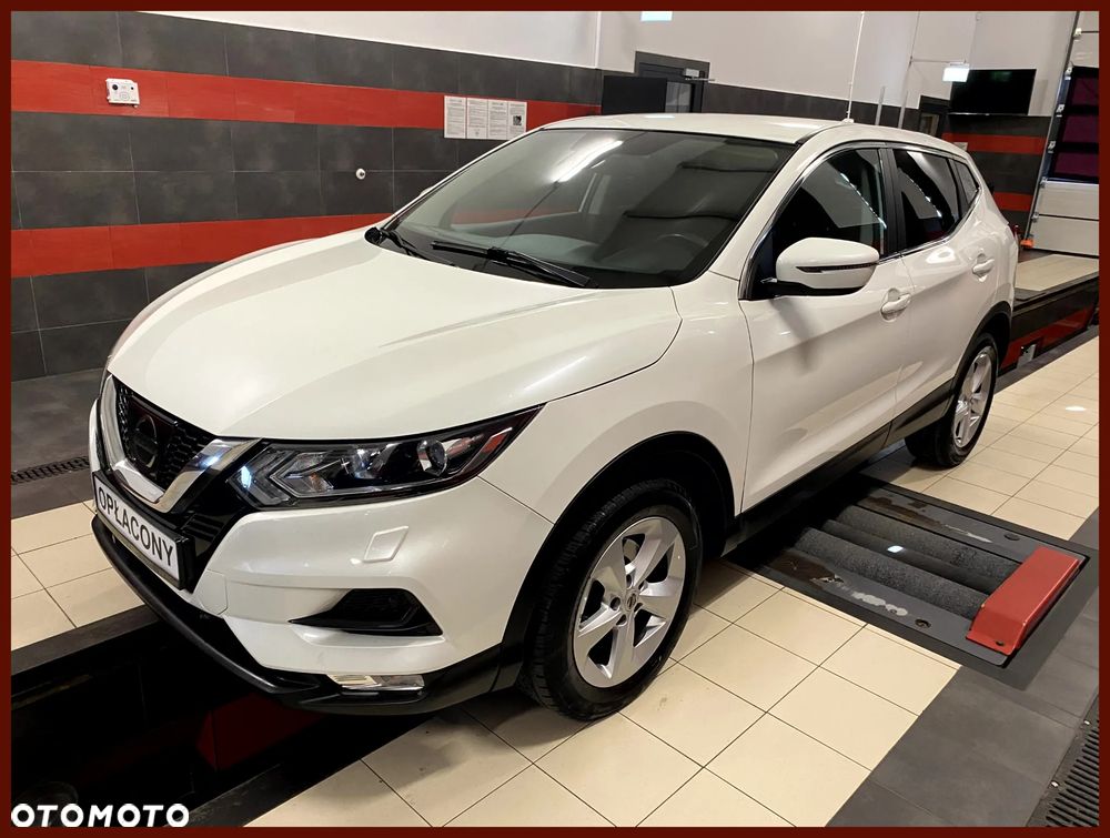 Nissan Qashqai 1.6 dCi Xtronic TEKNA+ - 1