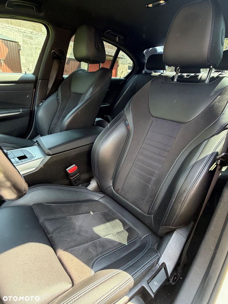 BMW Seria 3 318i M Sport - 16
